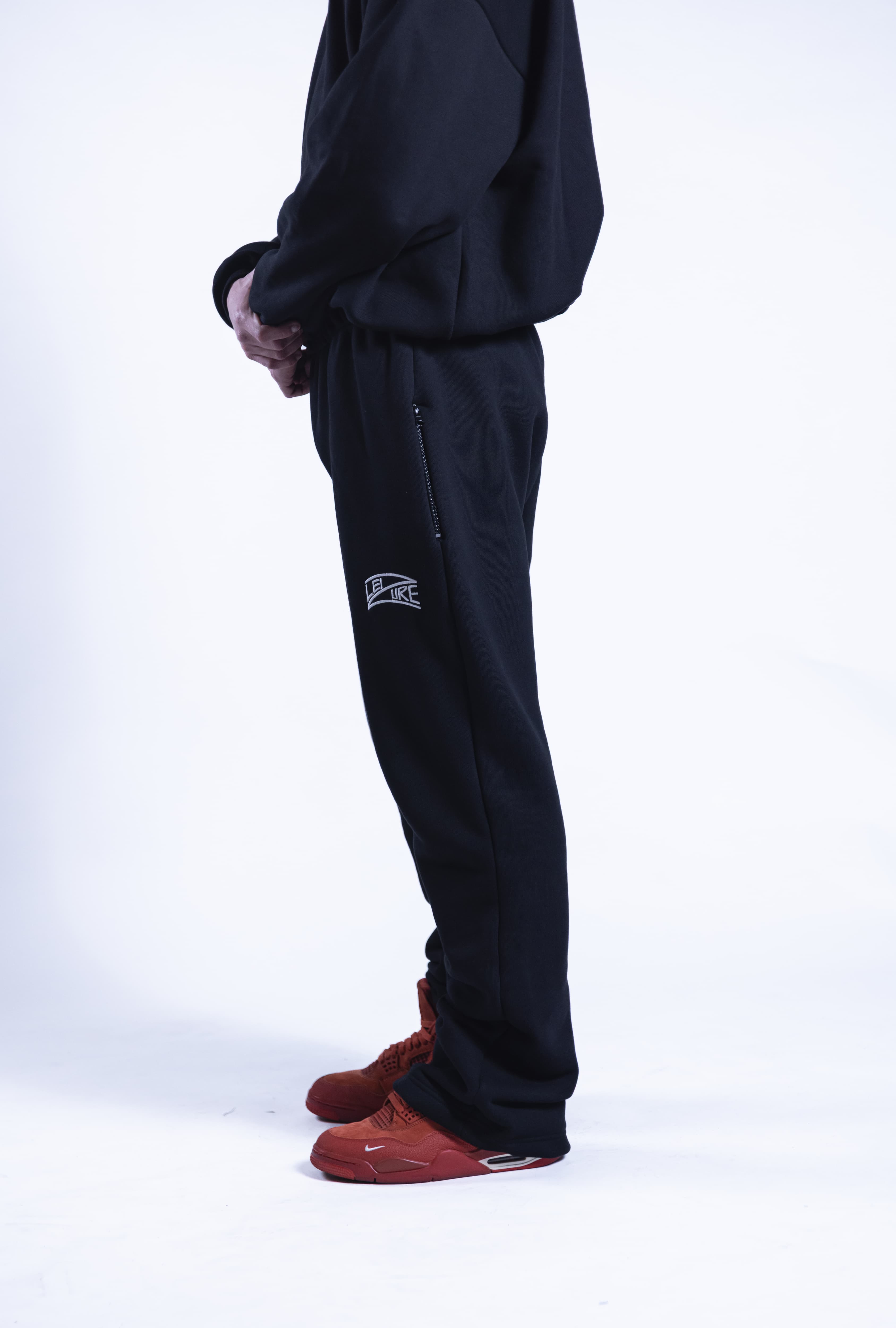 FLARED SWEATPANTS V1