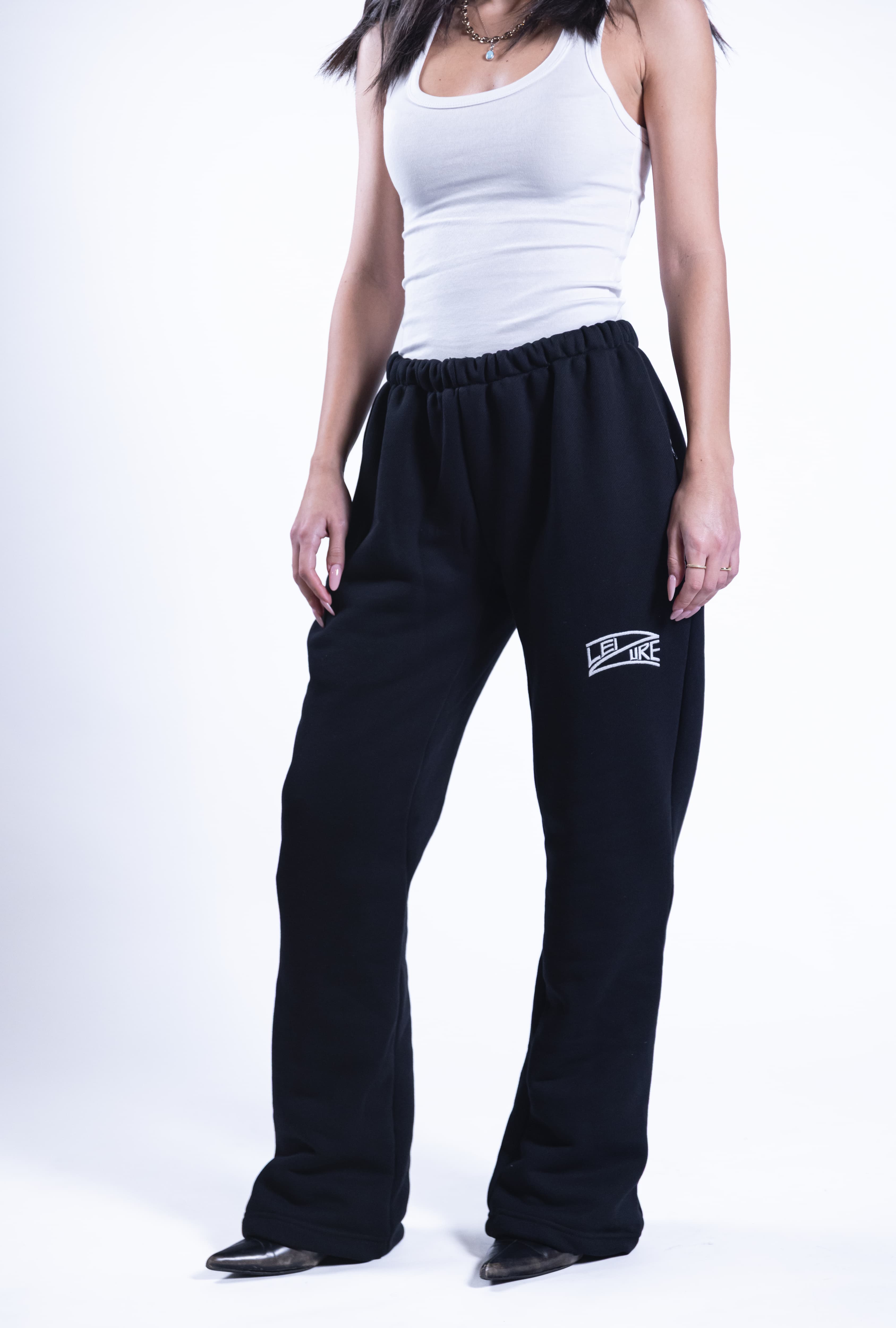 FLARED SWEATPANTS V1