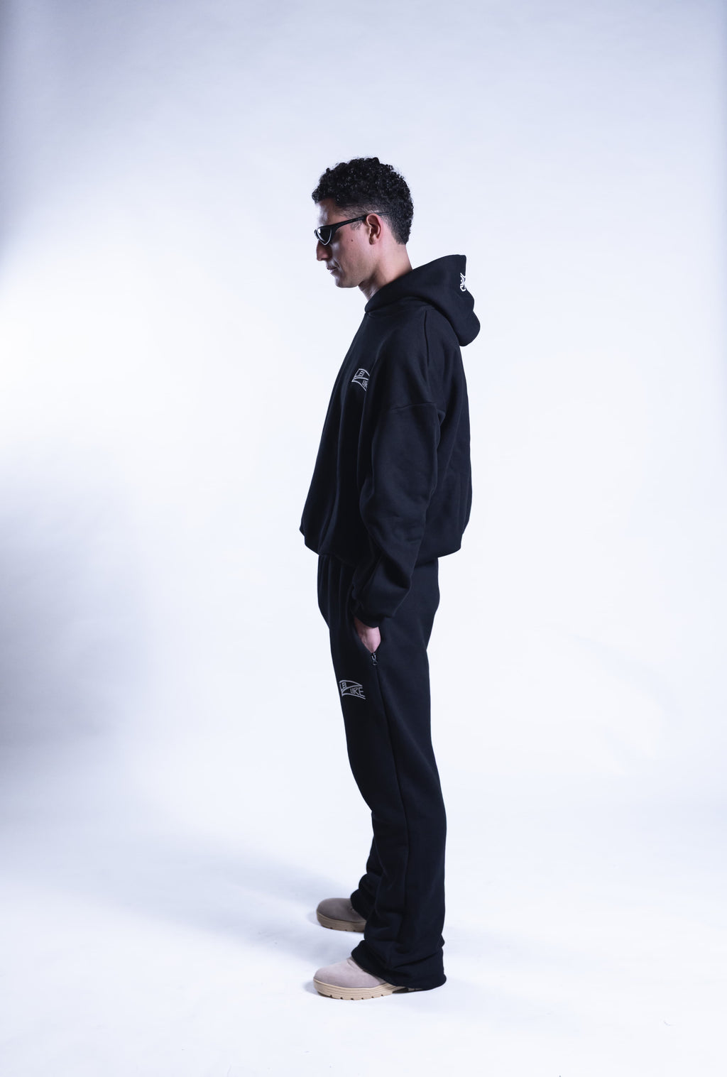 FLARED SWEATPANTS V1