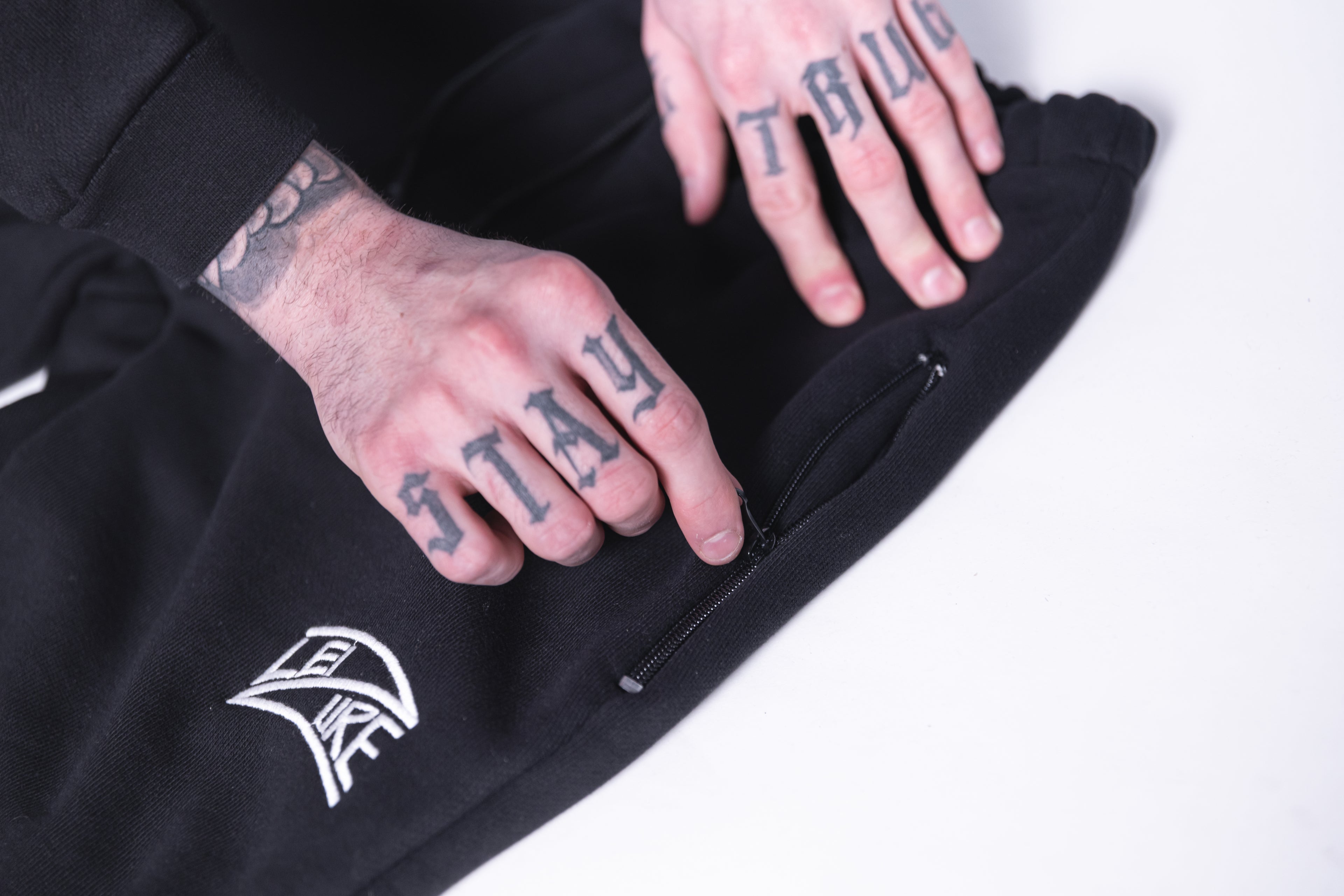 FLARED SWEATPANTS V1