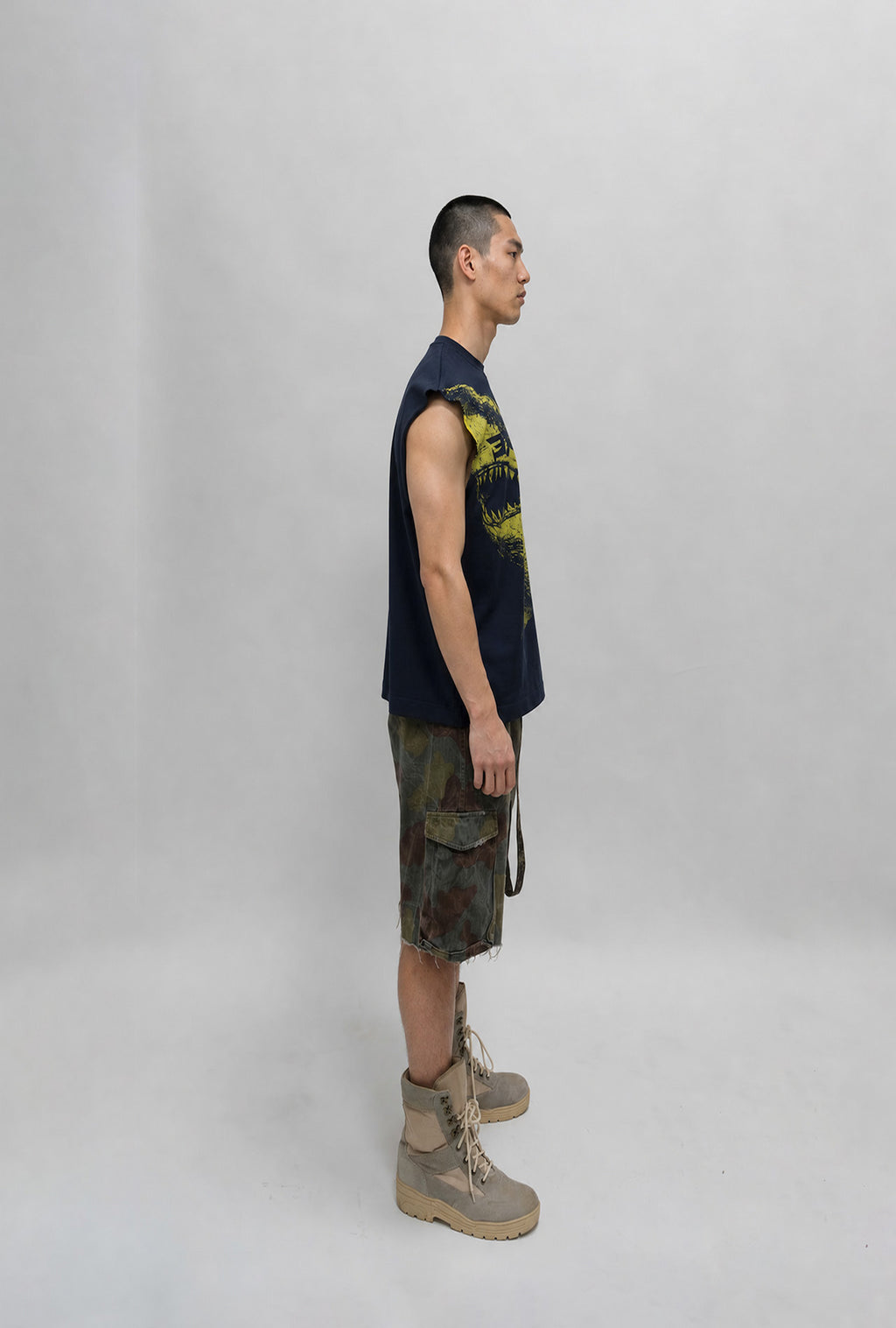 RAW TANK V2