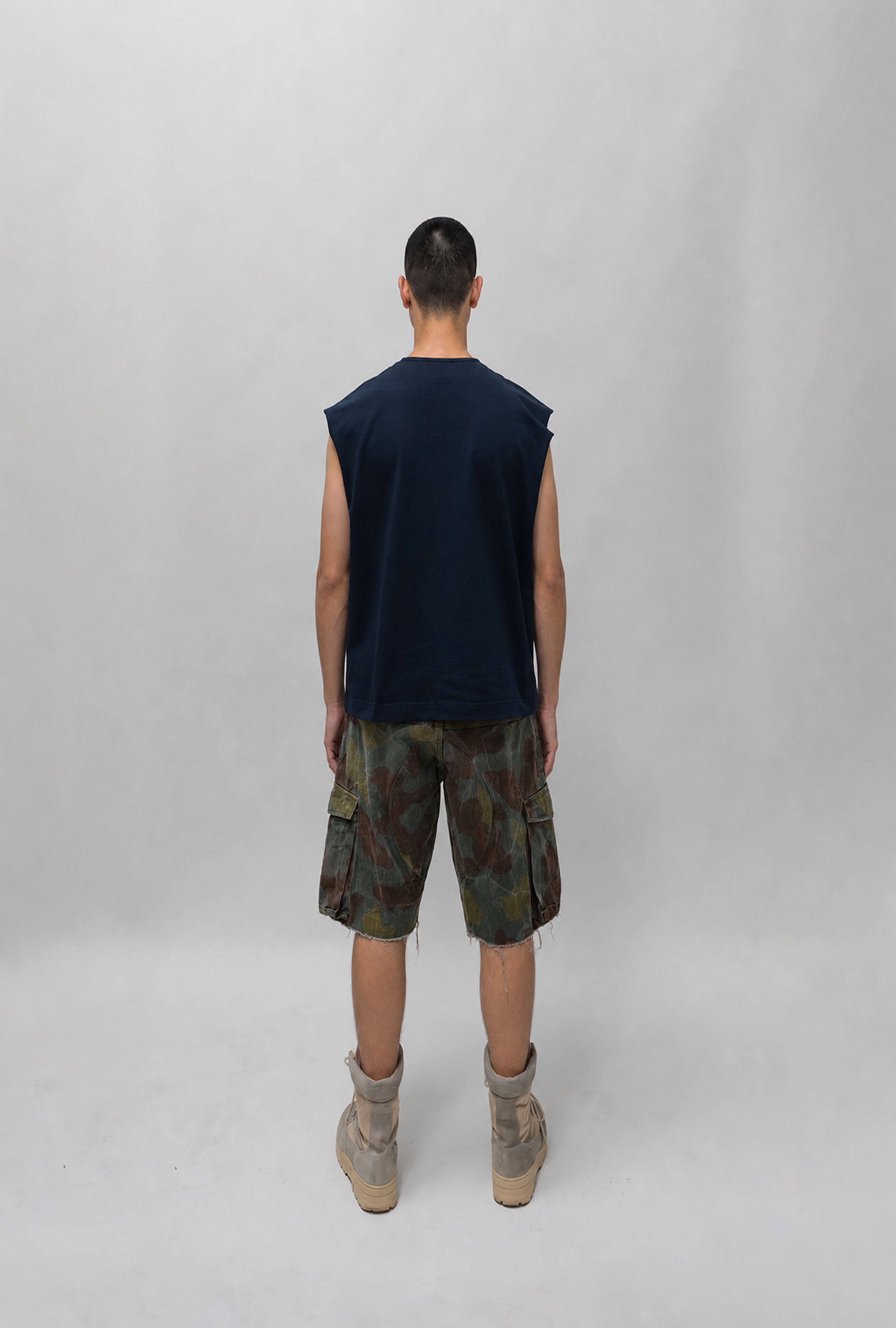 RAW TANK V2